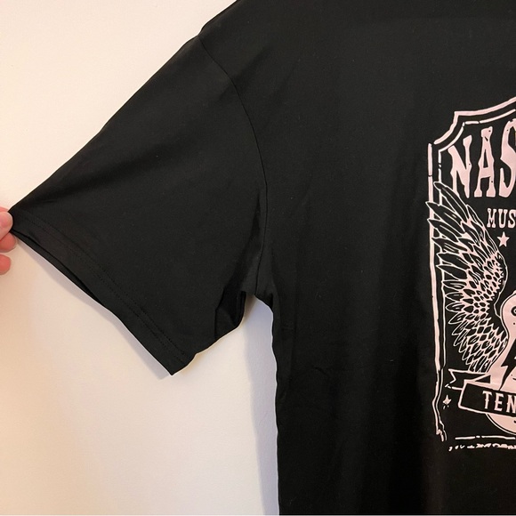 Nashville Tee - Picture 3 of 3